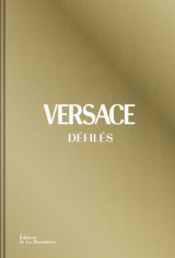 Versace defiles